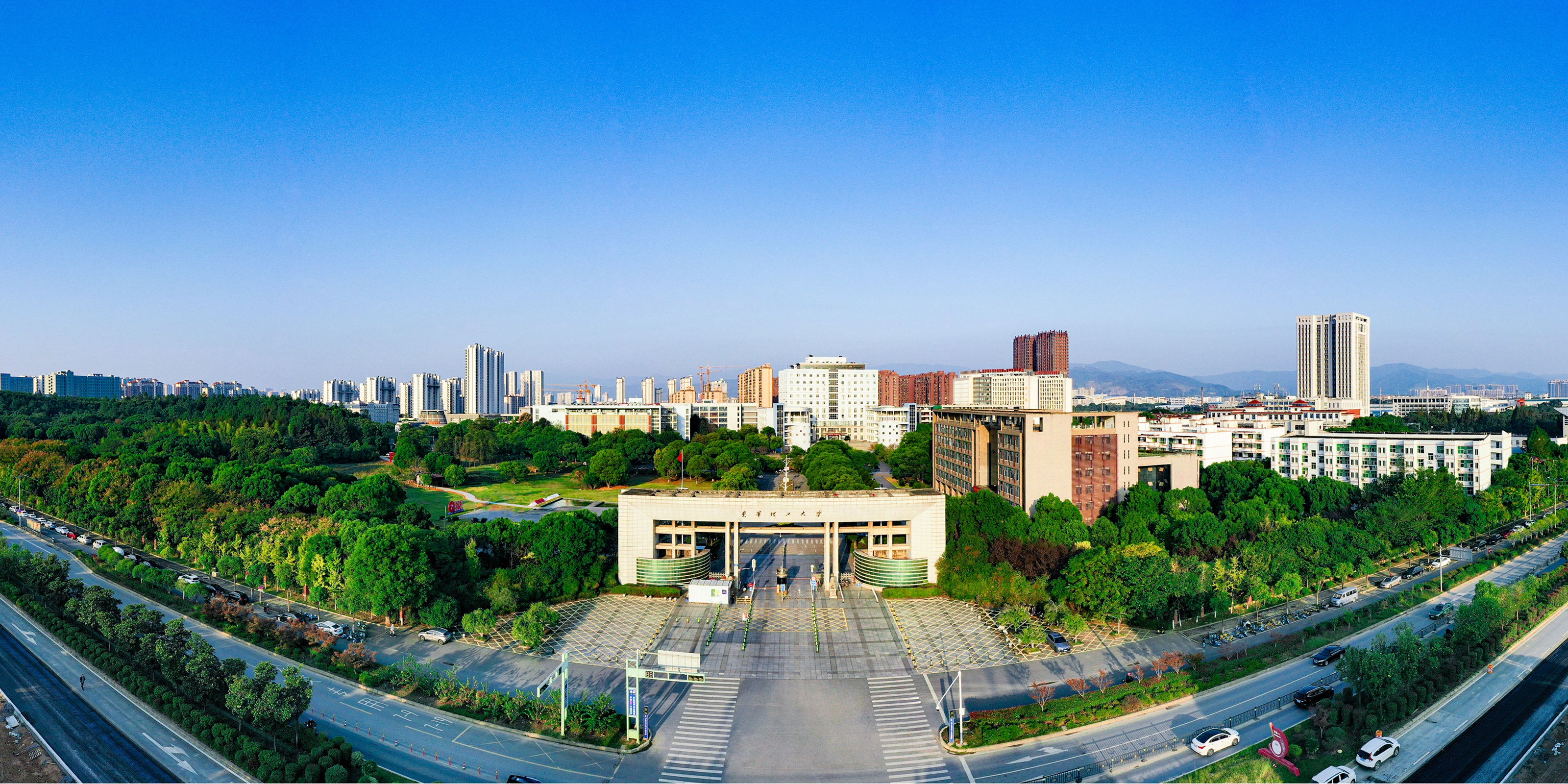 广兰校园航拍图